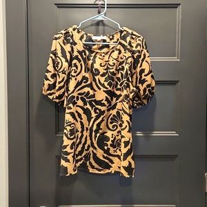 Loft brown & black top